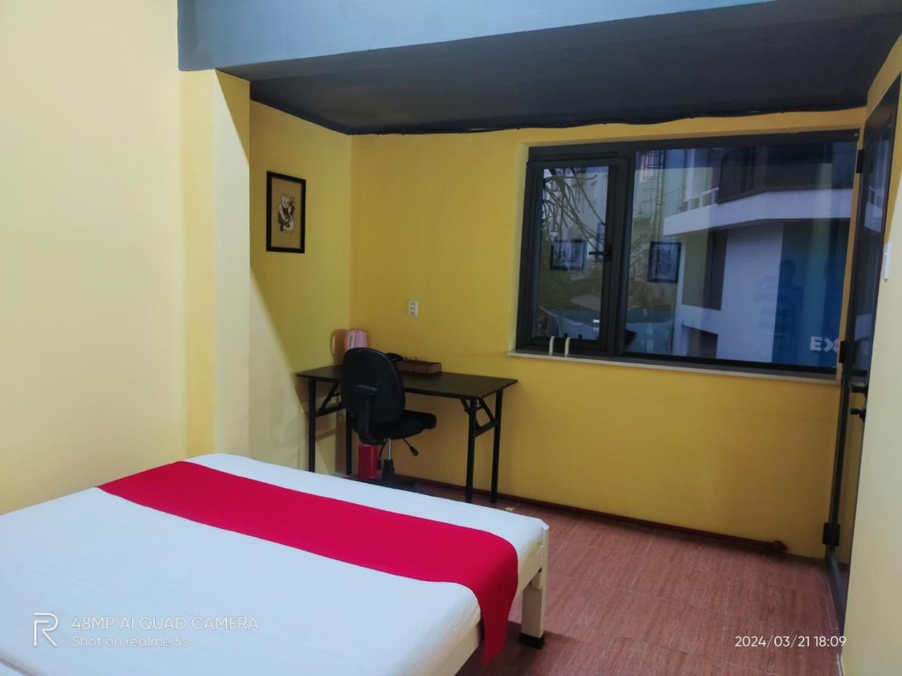 Shusimi House & Boutique Near Tan Son Nhat Airport Cidade de Ho Chi Minh Exterior foto